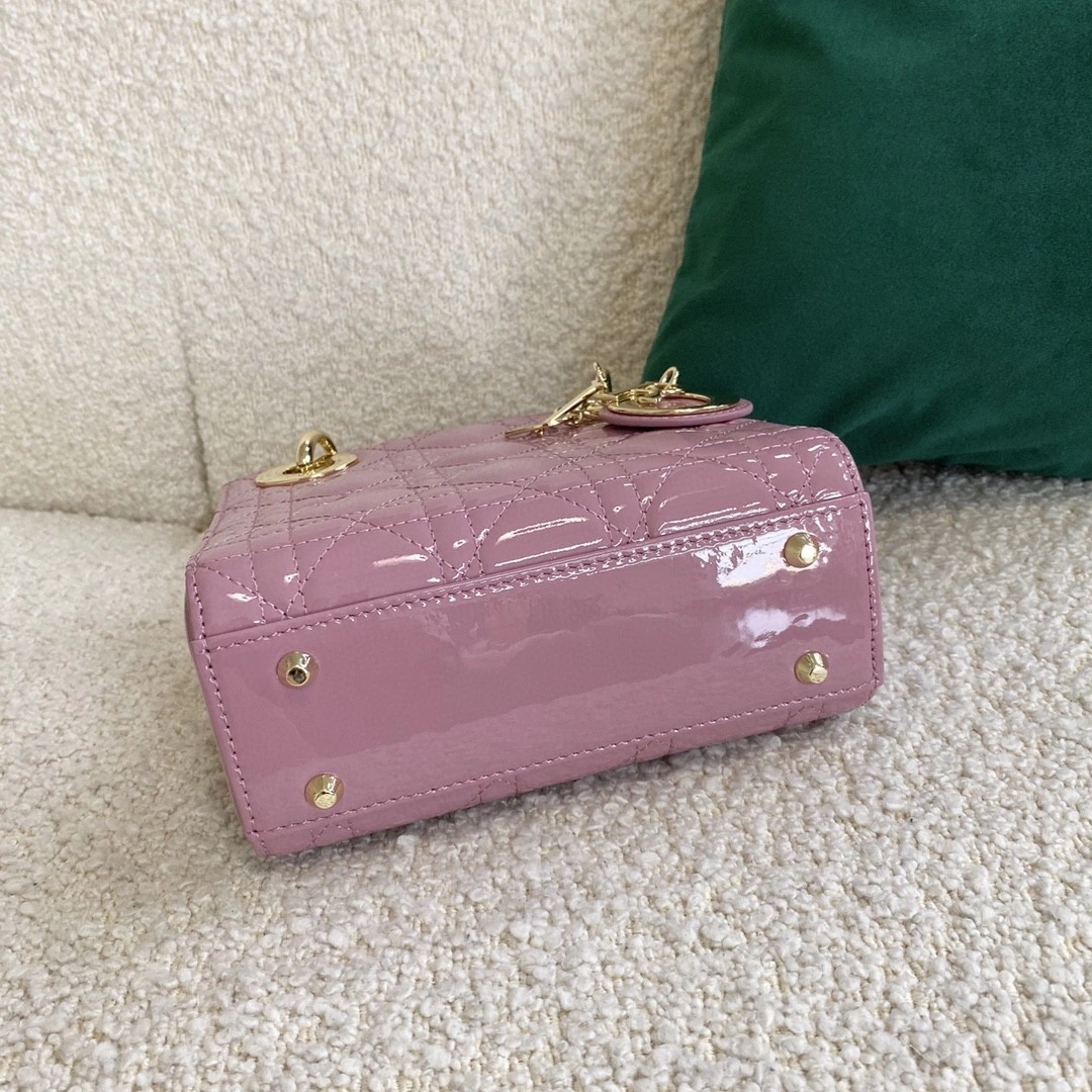 *MOMO--- M0505OWCB-M64P item : A-B00H2353A