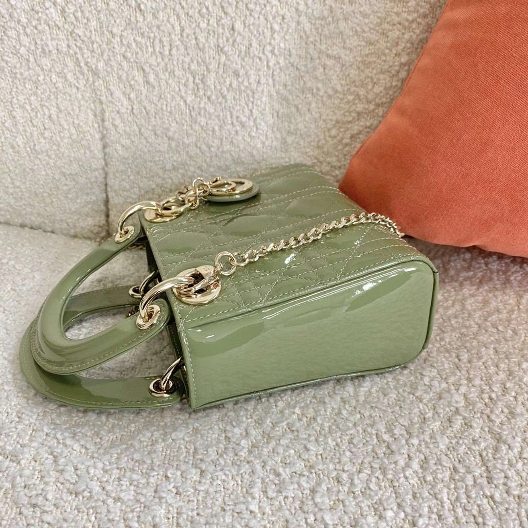 *MOMO--- M0505OWCB-M68P cowhide item : A-B177H0502L