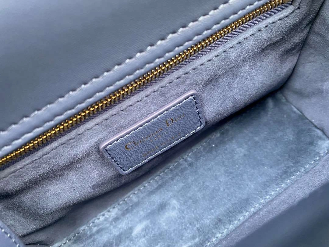 *MOMO--- M0539 sheephide item : A-B00H0526L