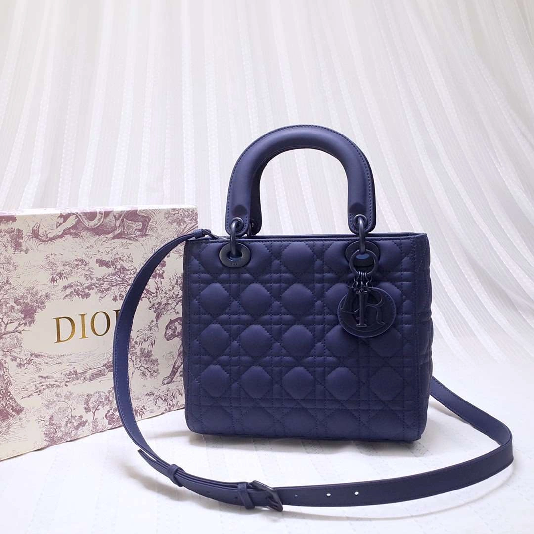*MOMO--- M0565ILOI-M85B cowhide item : A-B00H0621L