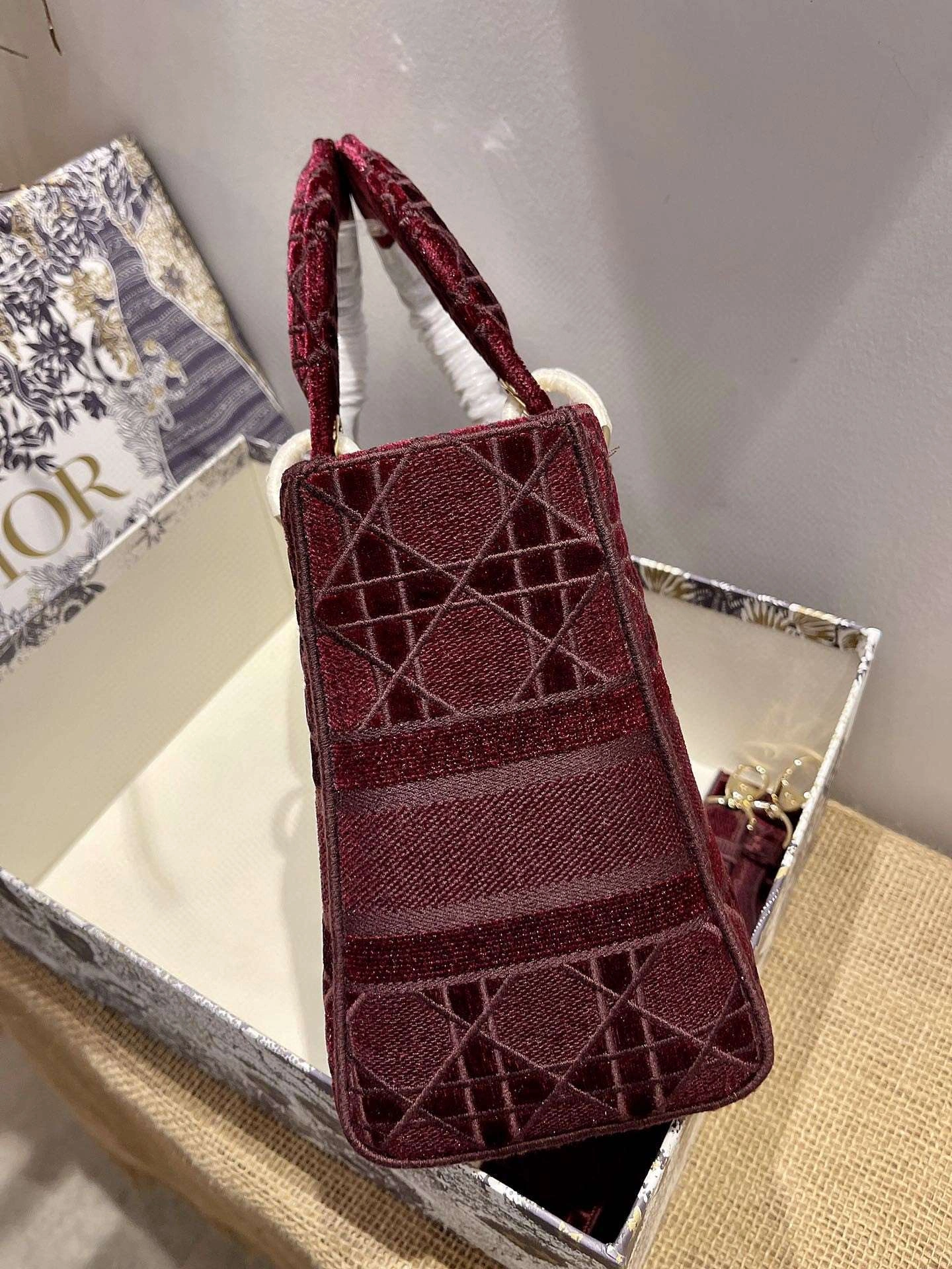 *MOMO--- M0565OWVP-M974 D-Lite item : A-B177H0436