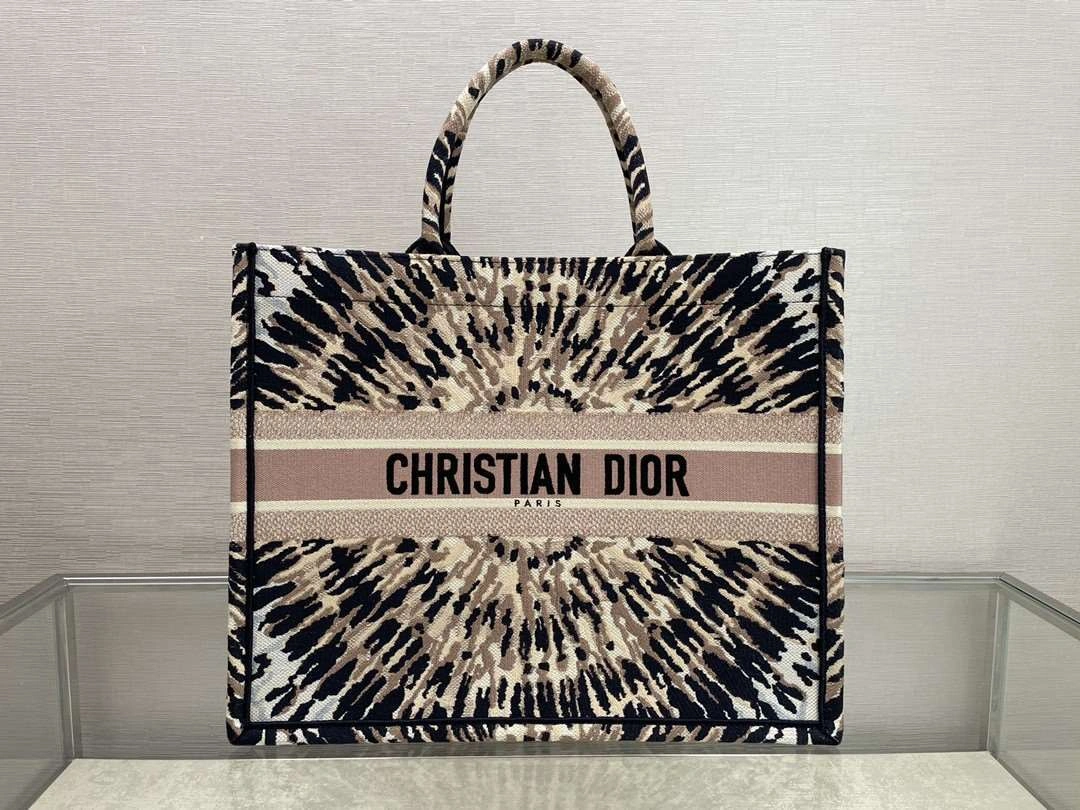 *MOMO--- M1286 TOTE item : A-B00H0515L