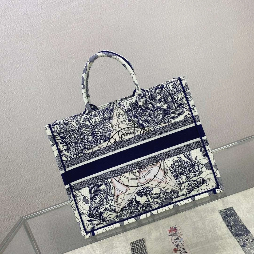 *MOMO--- M1286ZATW-M941 TOTE item : A-B00H0536L