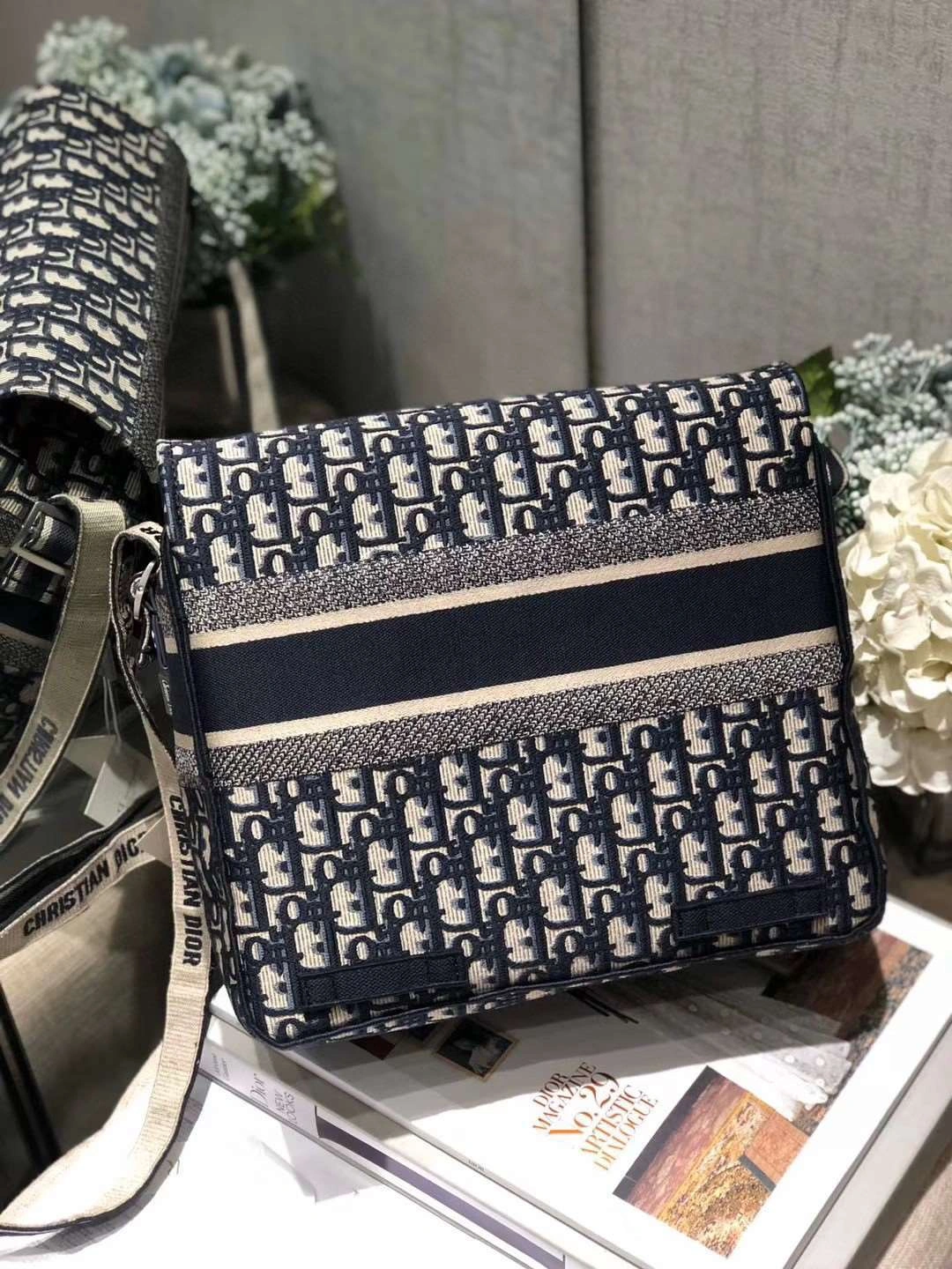 *MOMO--- M1291VRIW-M928 item : A-B009H0418