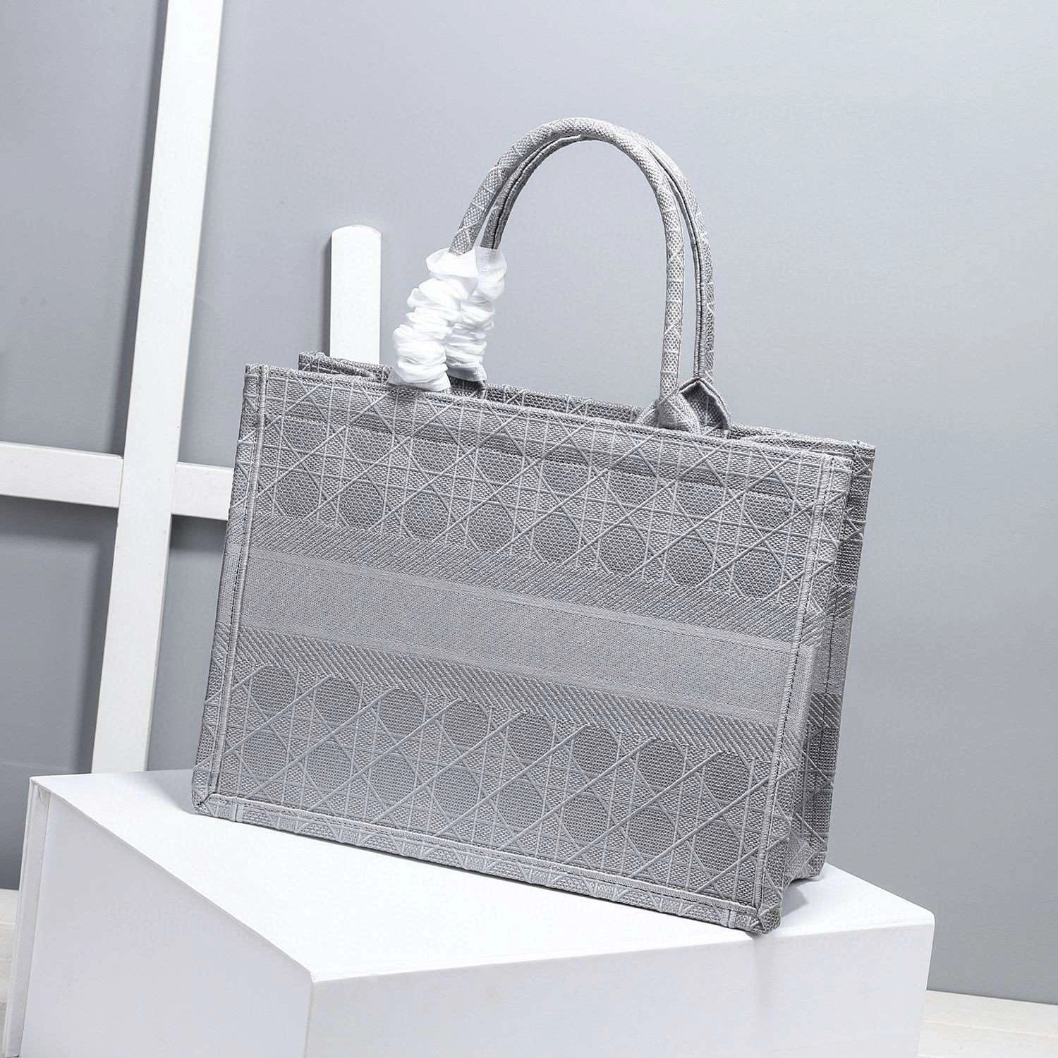 *MOMO--- M1296ZREY-M950 item : A-B00H0540L