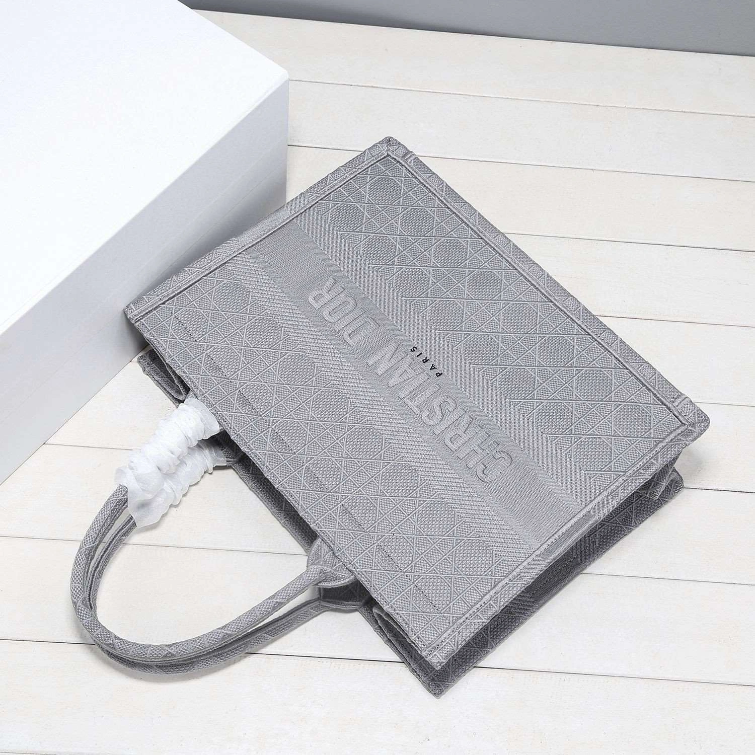 *MOMO--- M1296ZREY-M950 item : A-B00H0540L