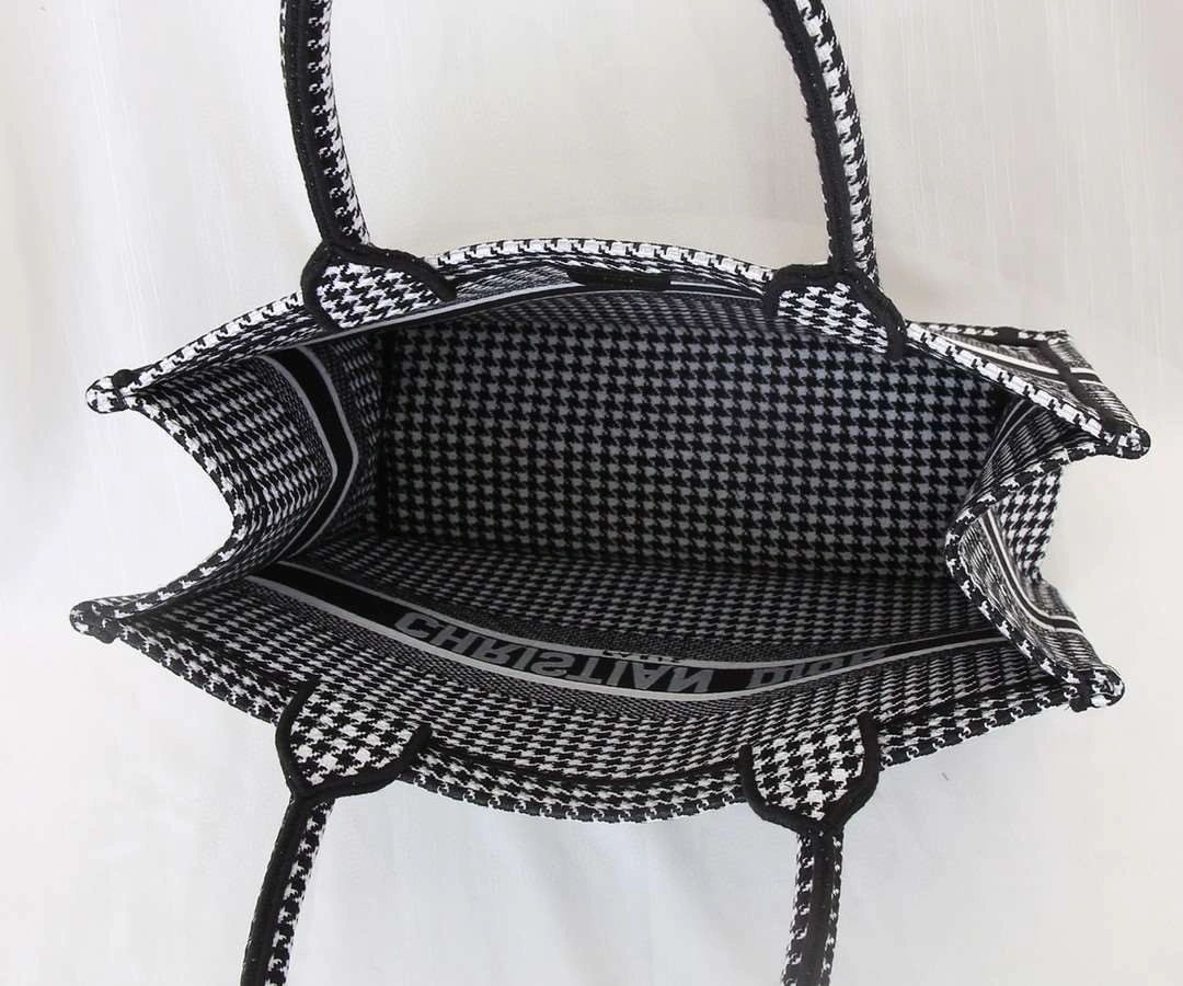 *MOMO--- M1296ZRPI-M081 item : A-B00H0620L