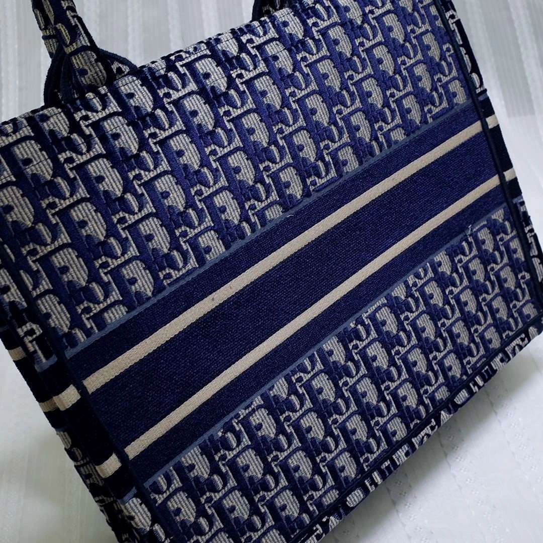 *MOMO--- M1296ZWVF-M928 TOTE item : A-B00H0533L