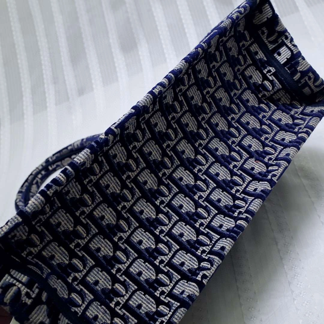 *MOMO--- M1296ZWVF-M928 TOTE item : A-B00H0533L