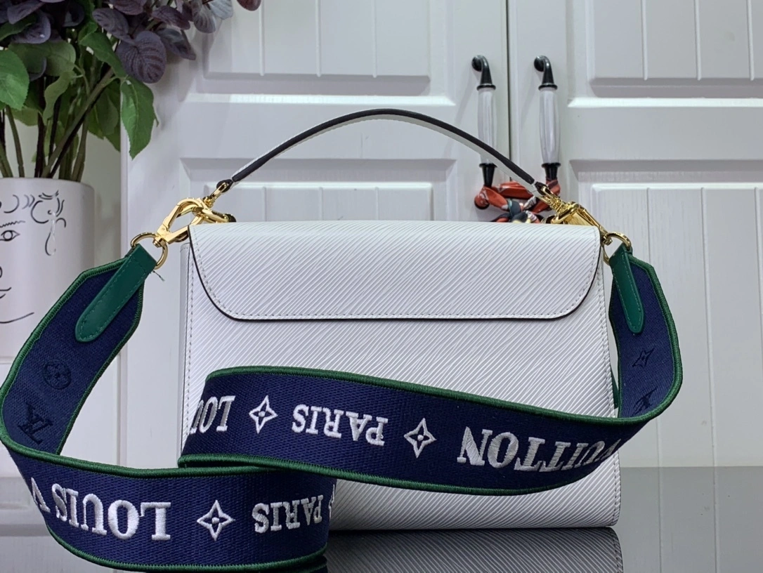 MOMO--- M23514 Twist item:C-B063K2212R