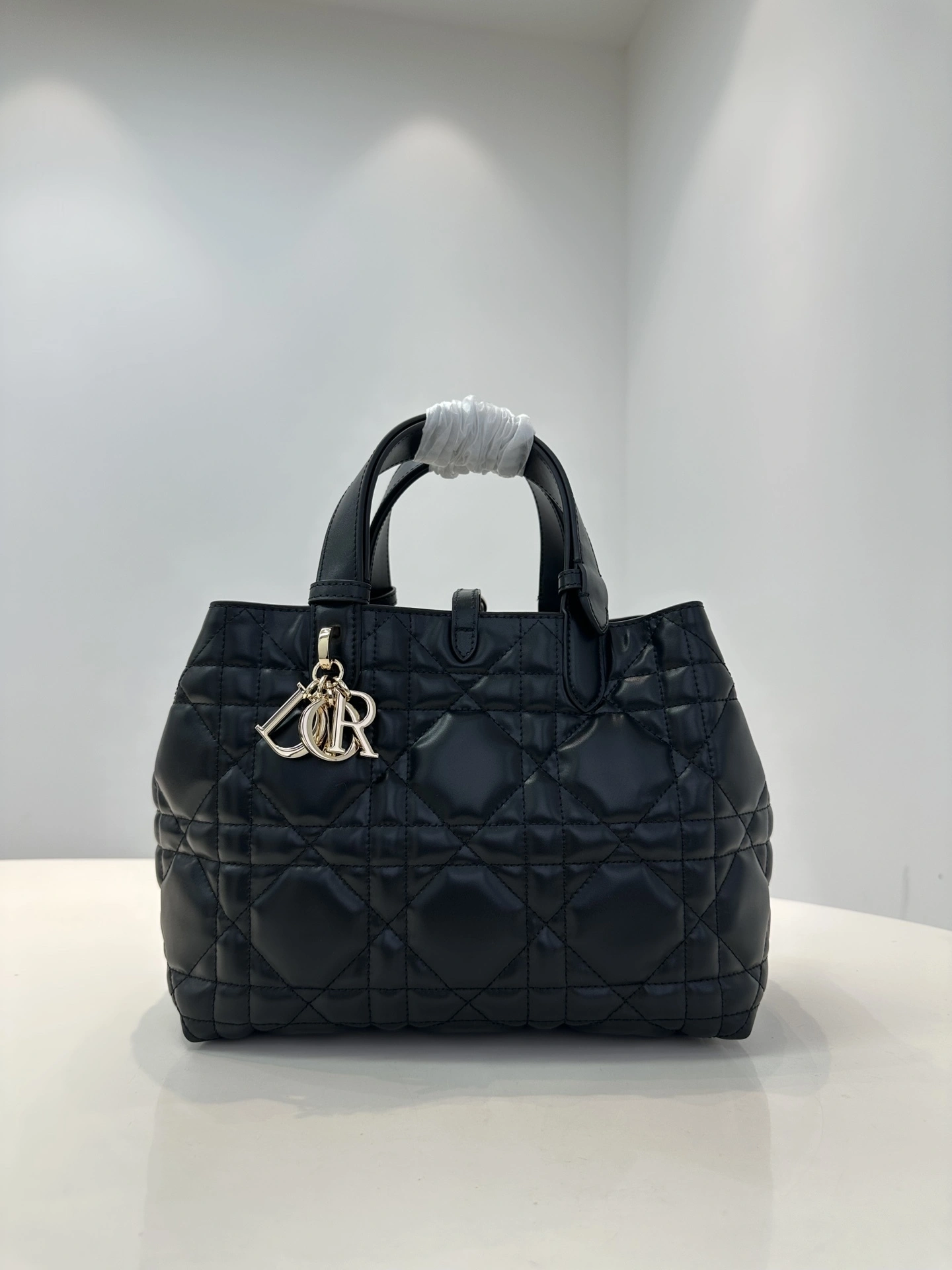 MOMO--- M2821OSHJ-M900 M2821OSHJ_M900 cowhide item:D-B432D0612
