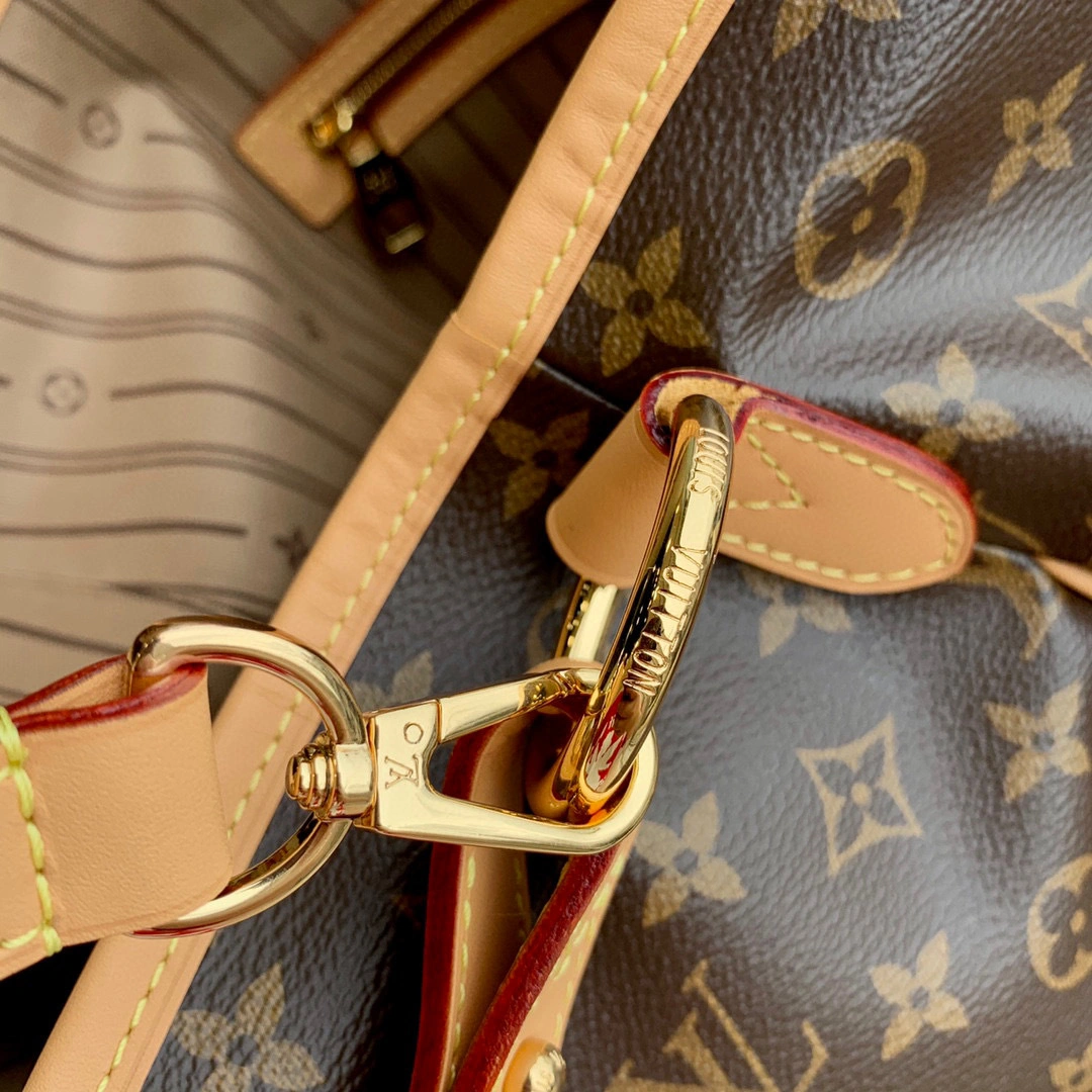 &MOMO--- M40353 cowhide item : A-B063h8361T