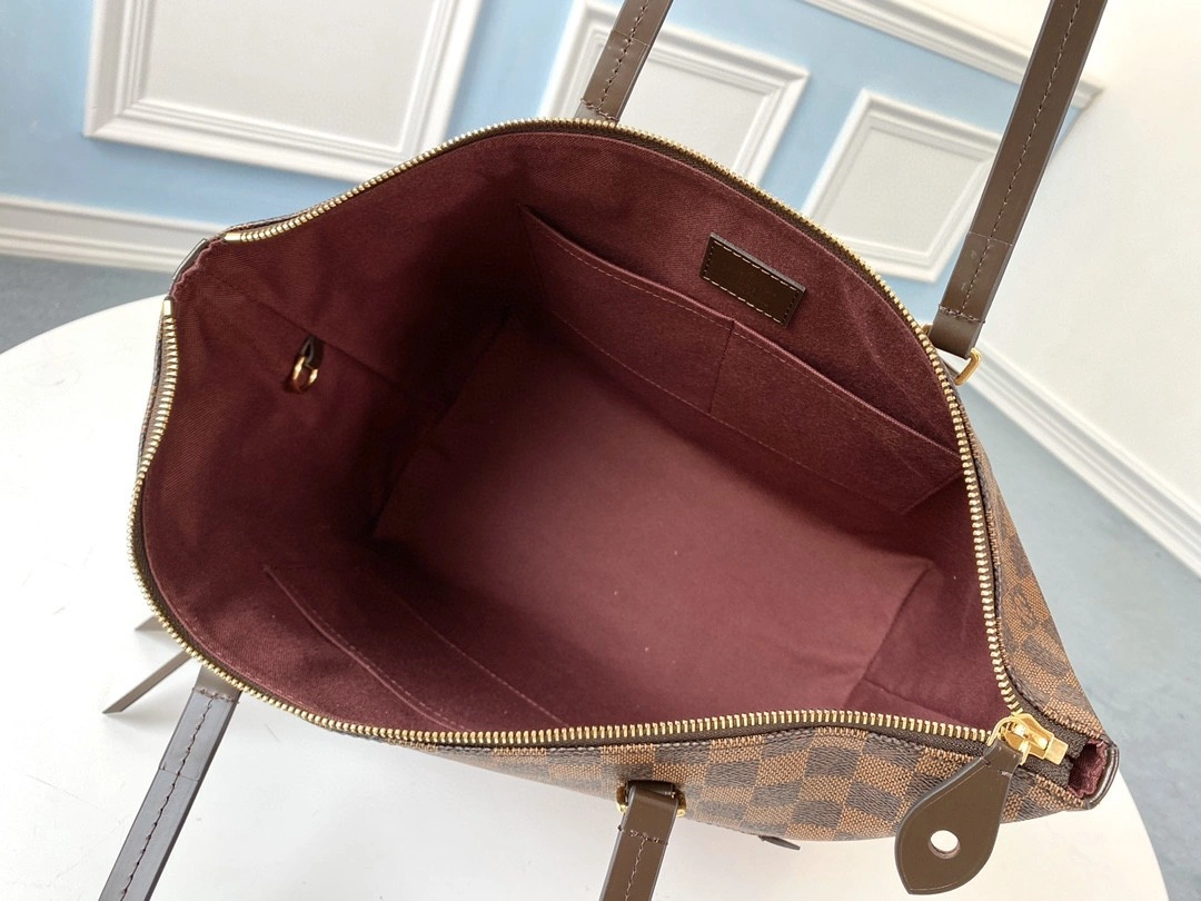MOMO--- M41013 cowhide item : A-B00H0358