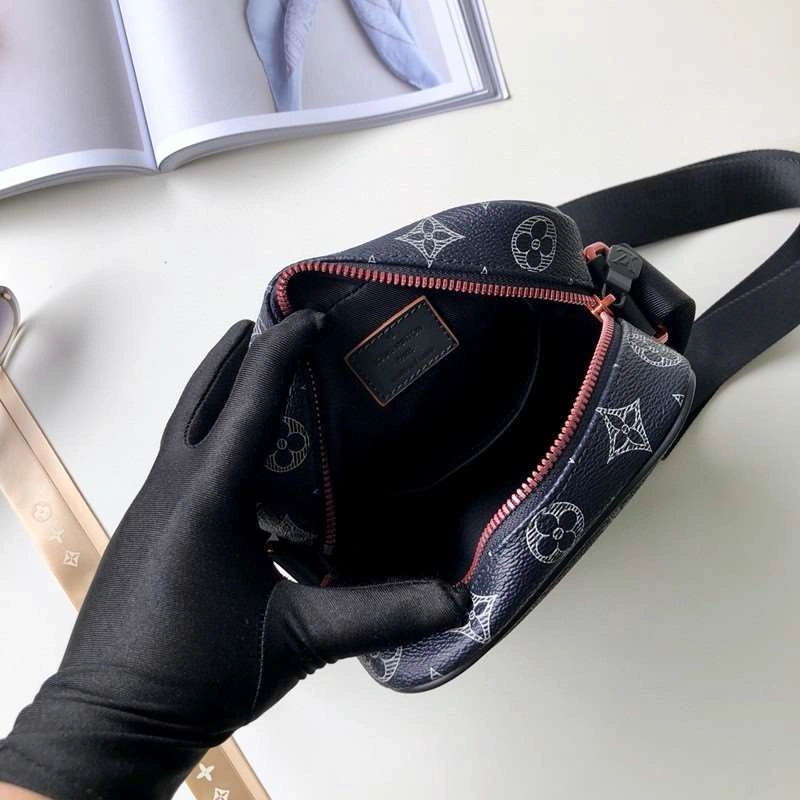 *MOMO--- M43678 cowhide item : A-B106G2950