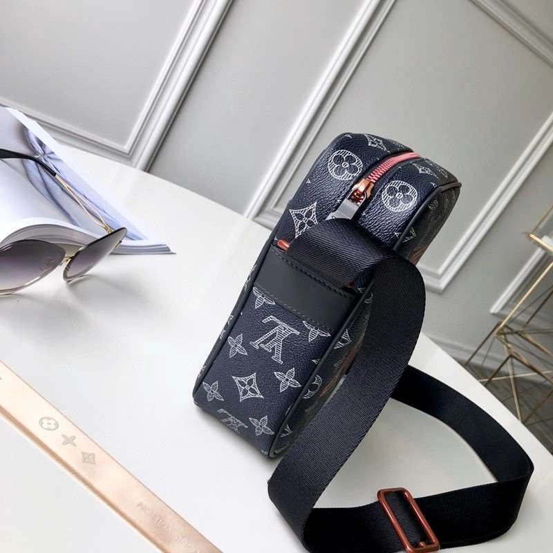 *MOMO--- M43678 cowhide item : A-B106G2950
