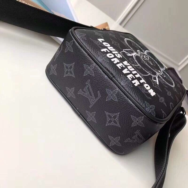 *MOMO--- M43678 cowhide item : A-B181G2852
