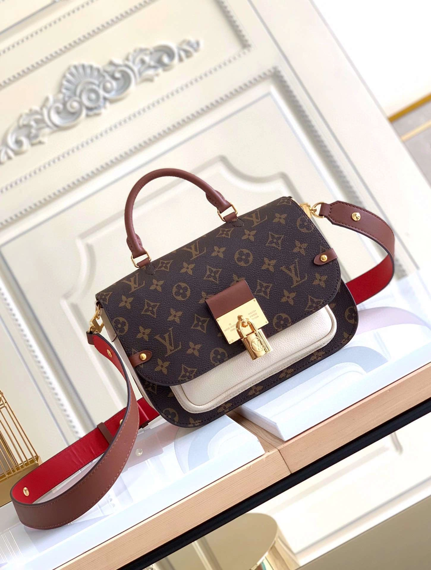 *MOMO--- M44353 item : A-B340G2868