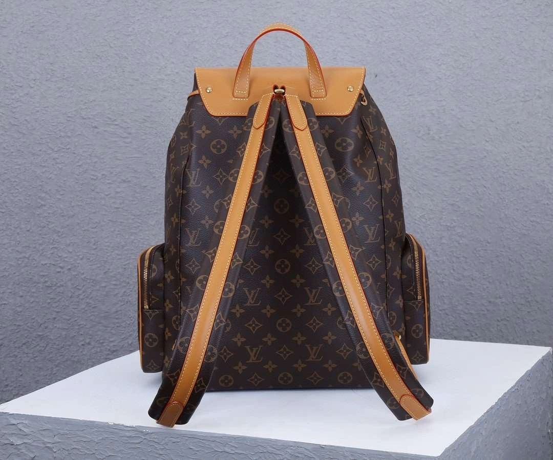 *MOMO--- M44658 cowhide item : A-B340G3005