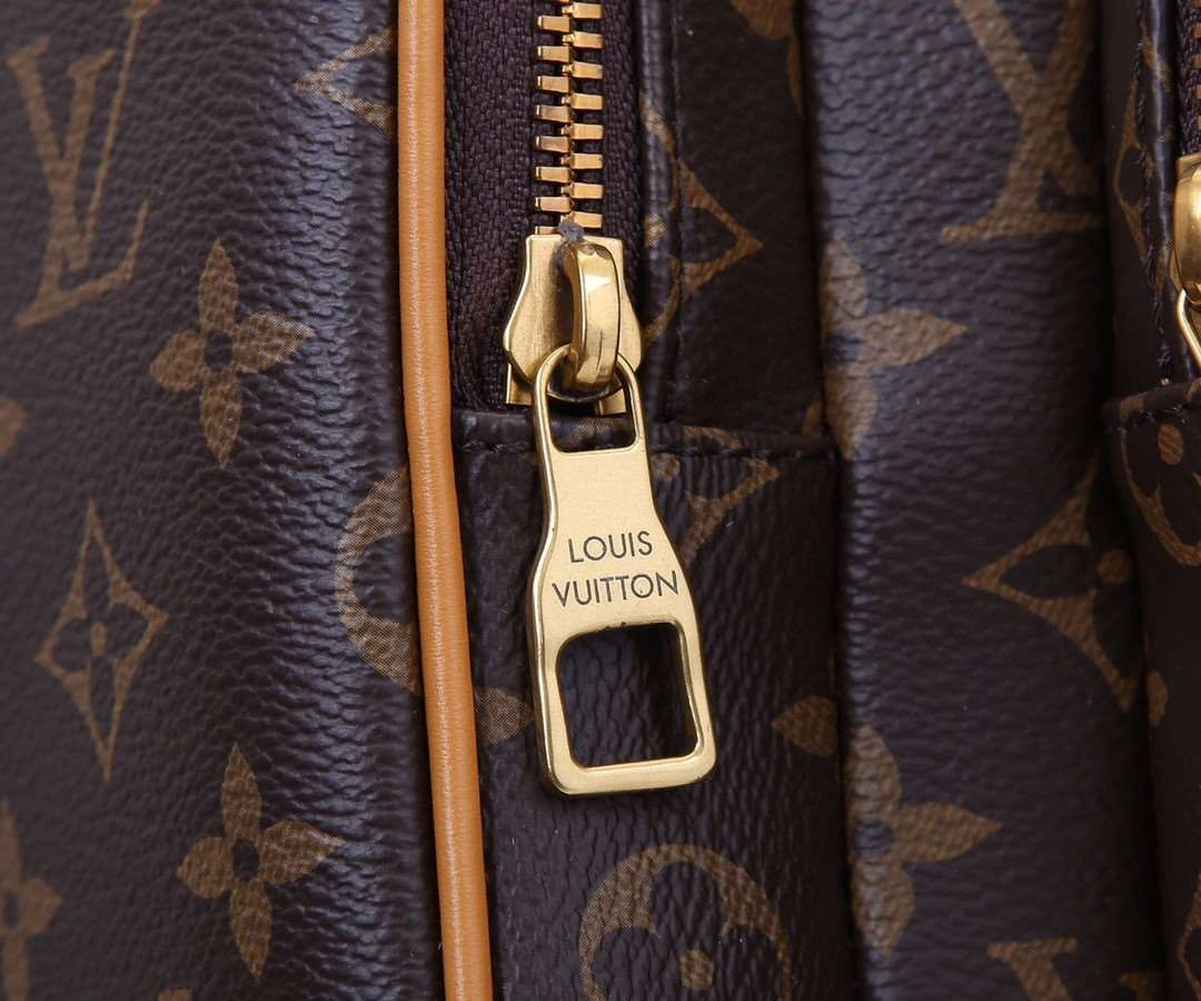 *MOMO--- M44658 cowhide item : A-B340G3005
