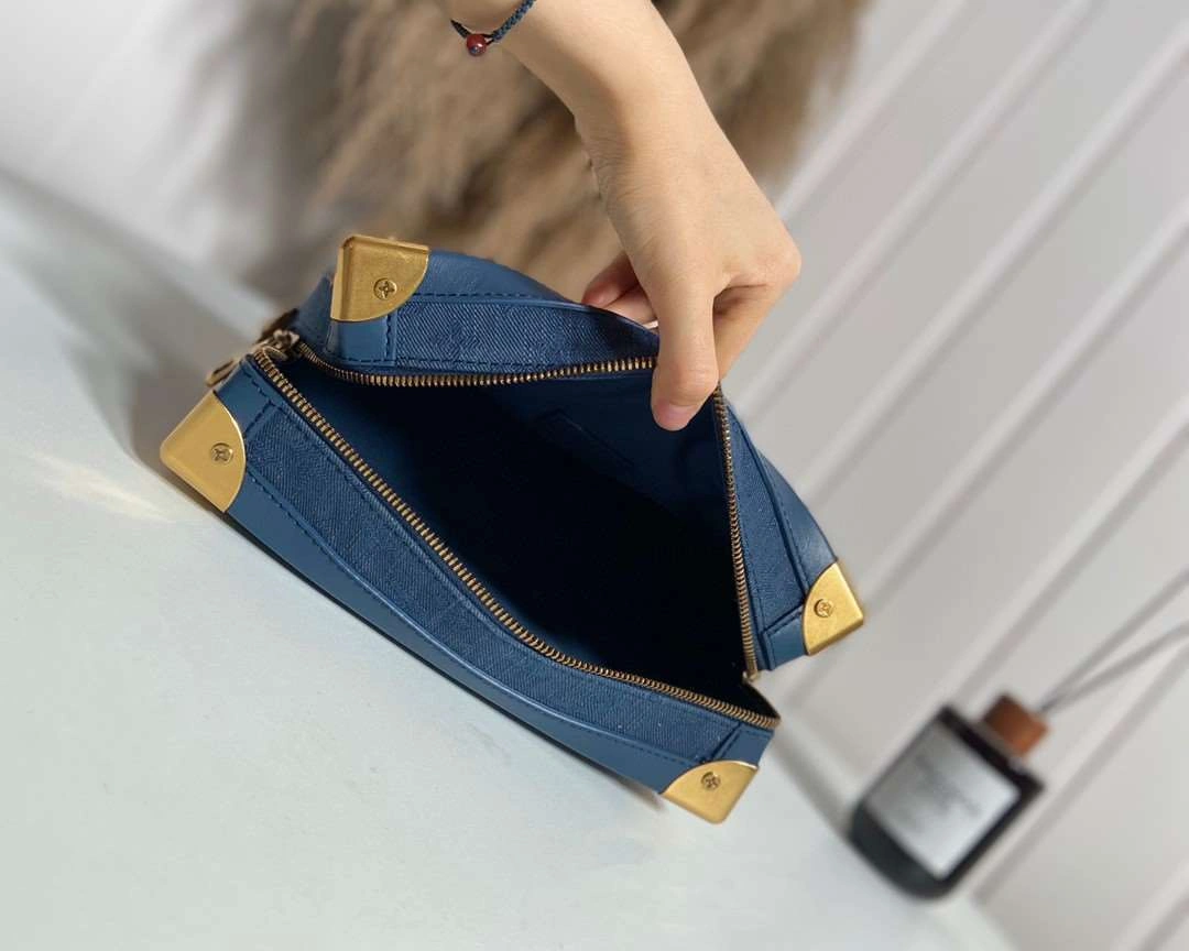 *MOMO--- M44723 item : A-B00G2939