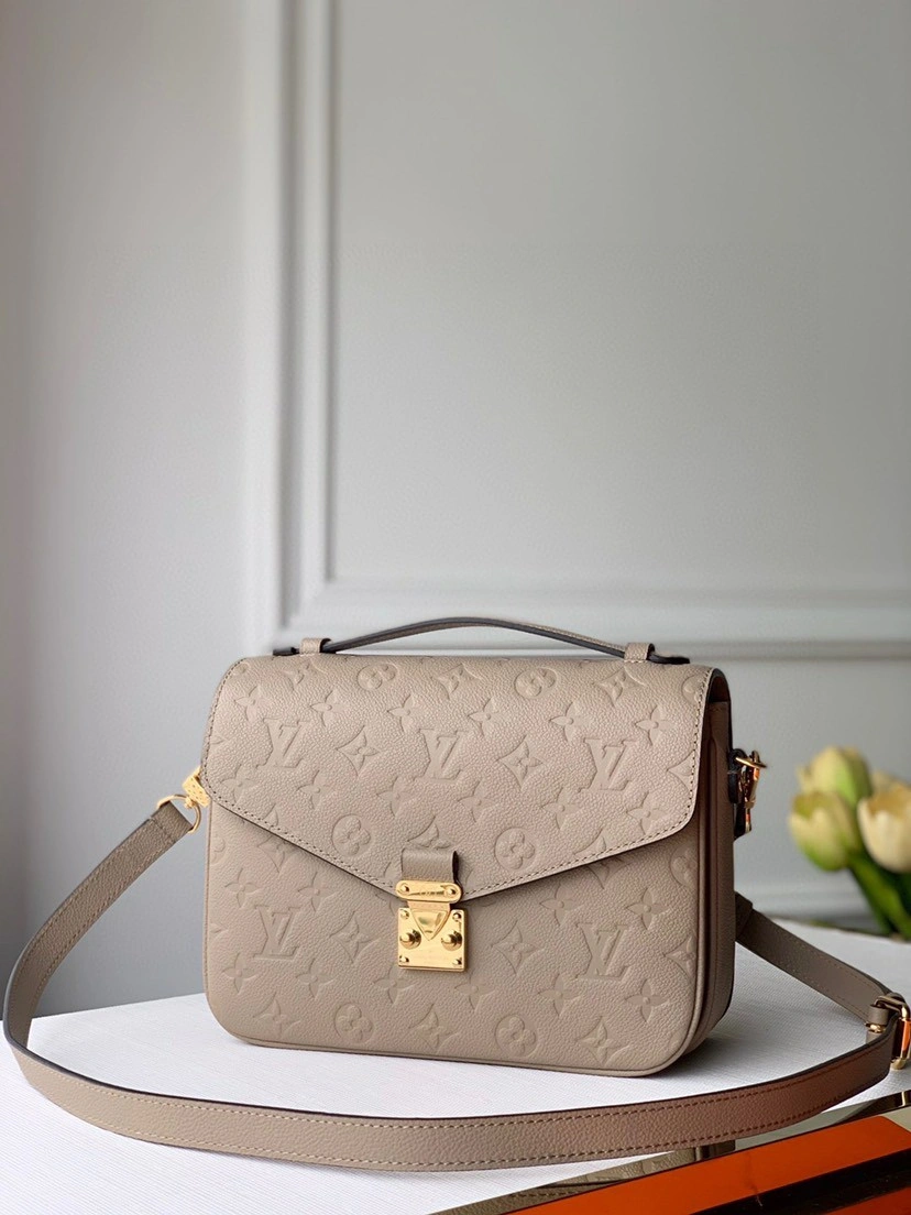 MOMO--- M44738 item : A-B330H0345