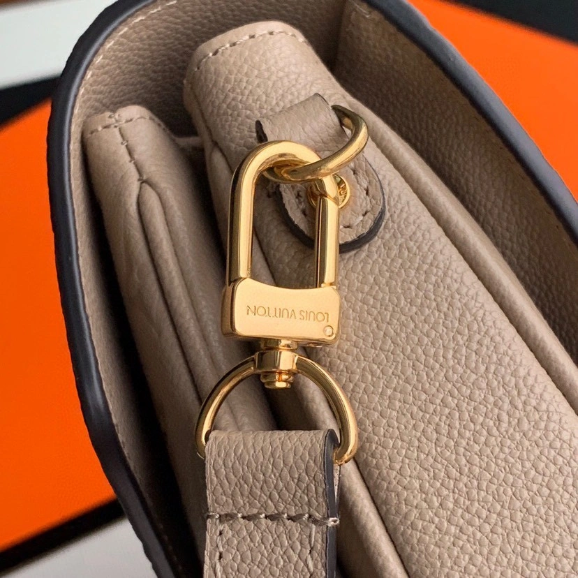 MOMO--- M44738 item : A-B330H0345