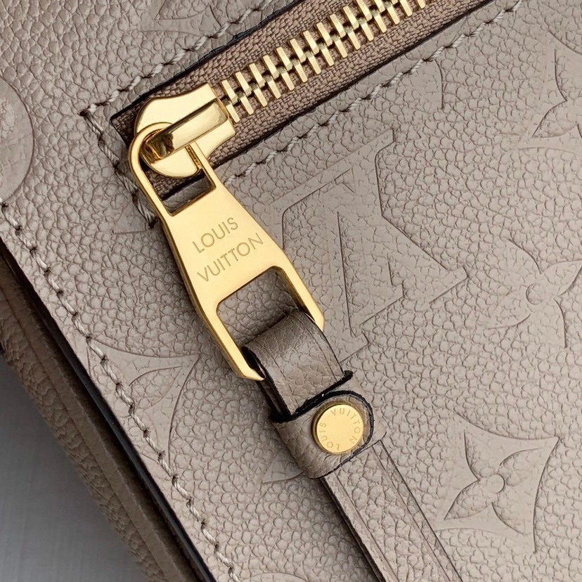 MOMO--- M44738 item : A-B330H0345