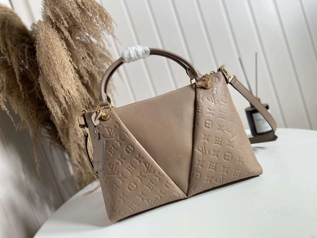 *MOMO--- M44884 cowhide item : A-B00G3003