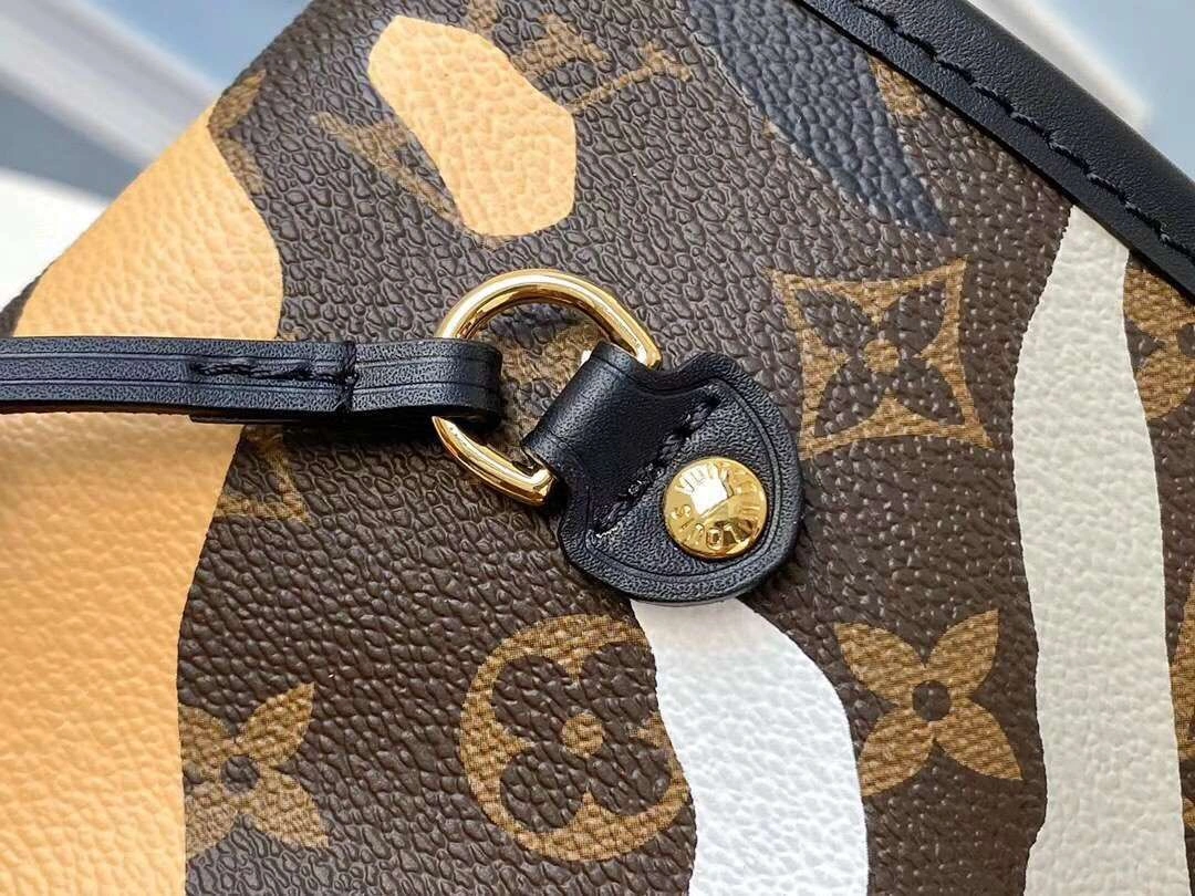 *MOMO--- M45201Neverfull item : A-B181G2931