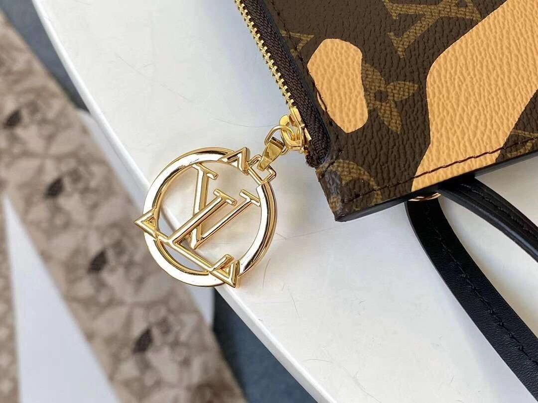 *MOMO--- M45201Neverfull item : A-B181G2931