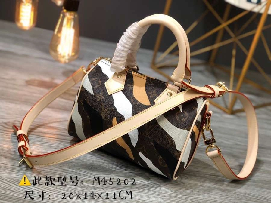 *MOMO--- M45202 item : A-B066H0173