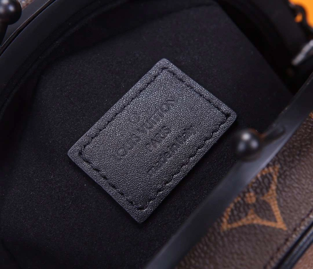 *MOMO--- M45280 Calfskin item : A-B340G3004