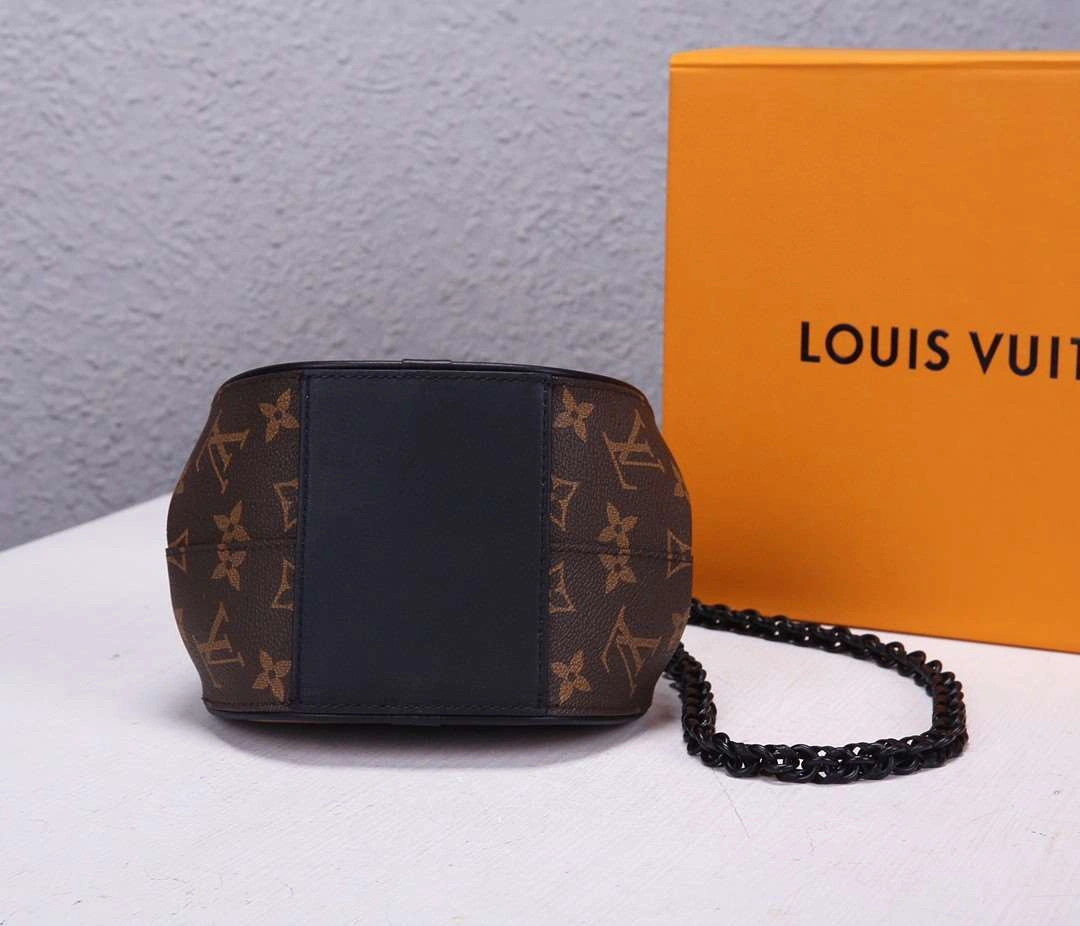 *MOMO--- M45280 Calfskin item : A-B340G3004