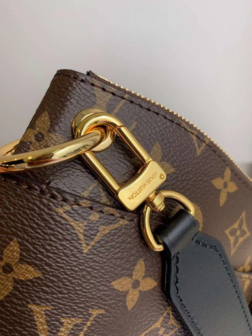 &MOMO--- M45352 cowhide item : A-B330G2835