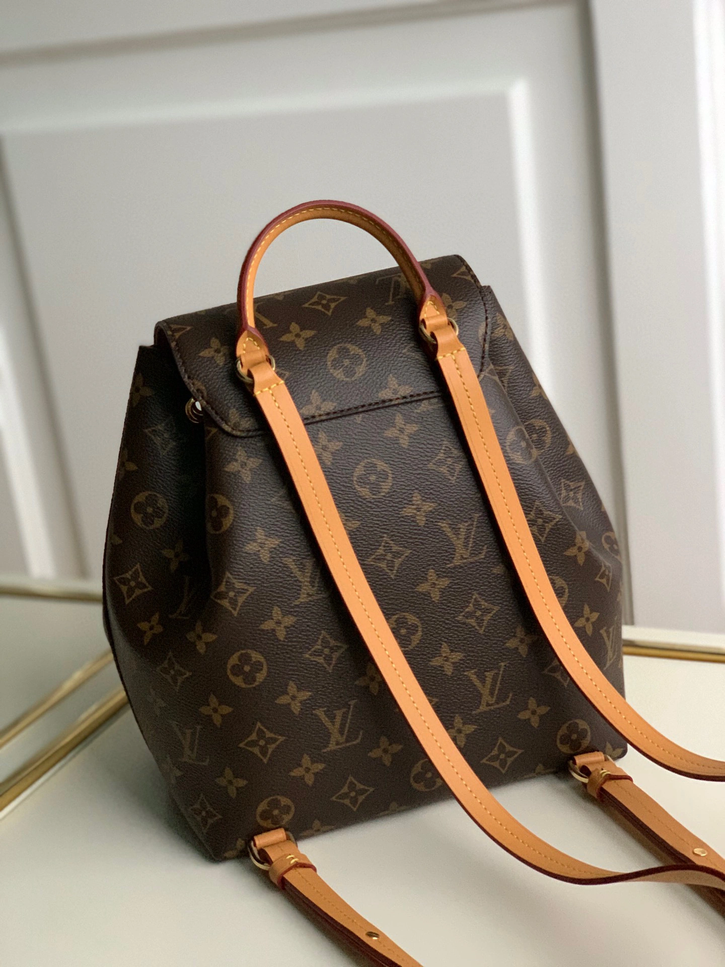&MOMO--- M45501 item :B-B063E5327T