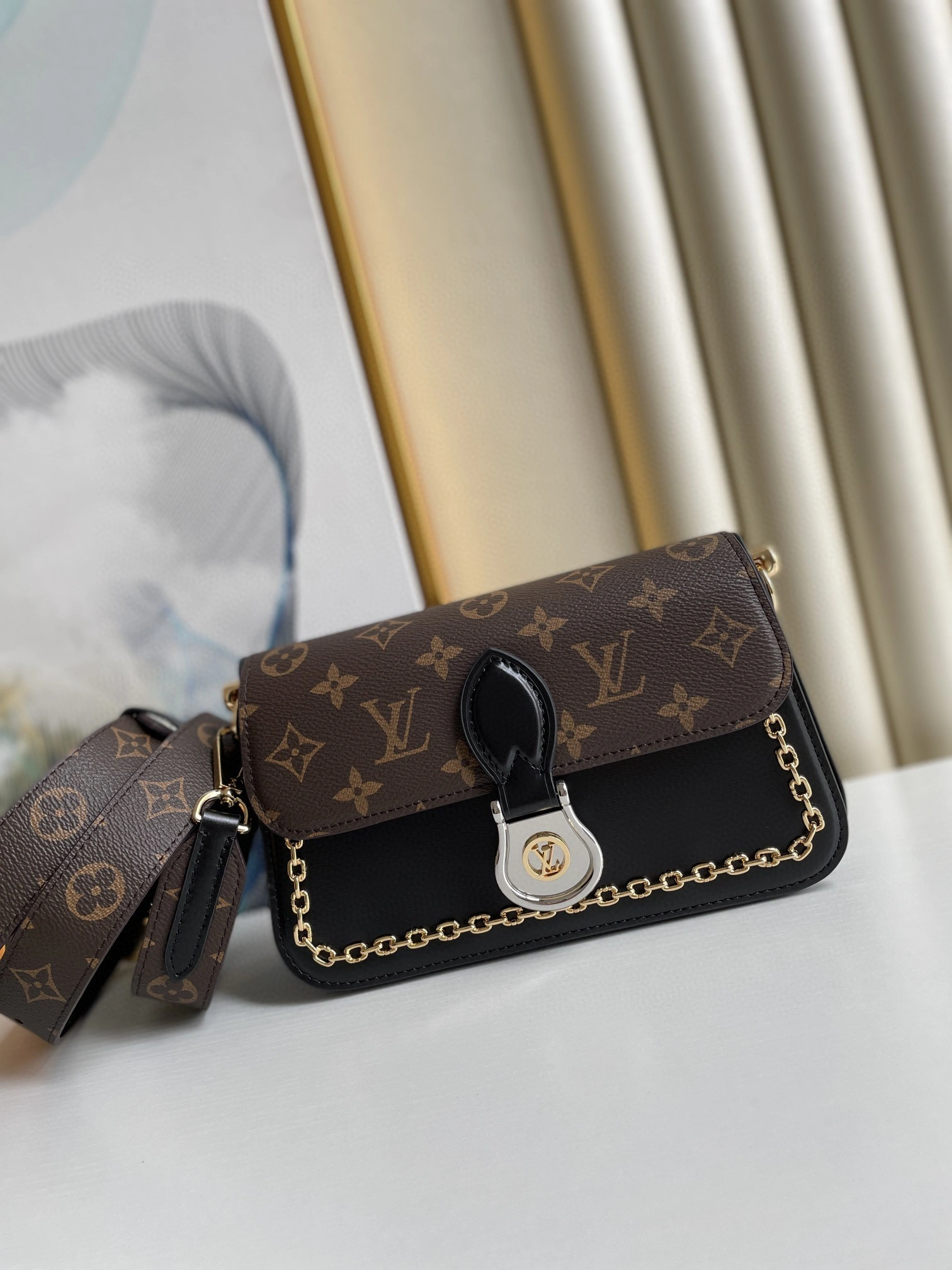 *MOMO--- M45559 item : A-B00G2945