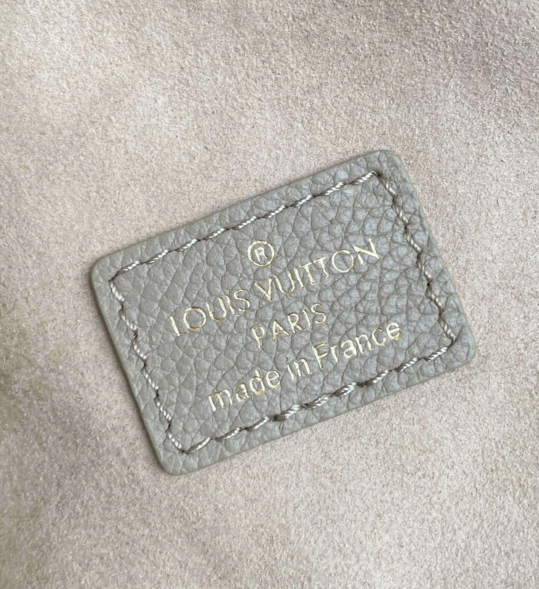 *MOMO--- M45608 item : A-B00G2704