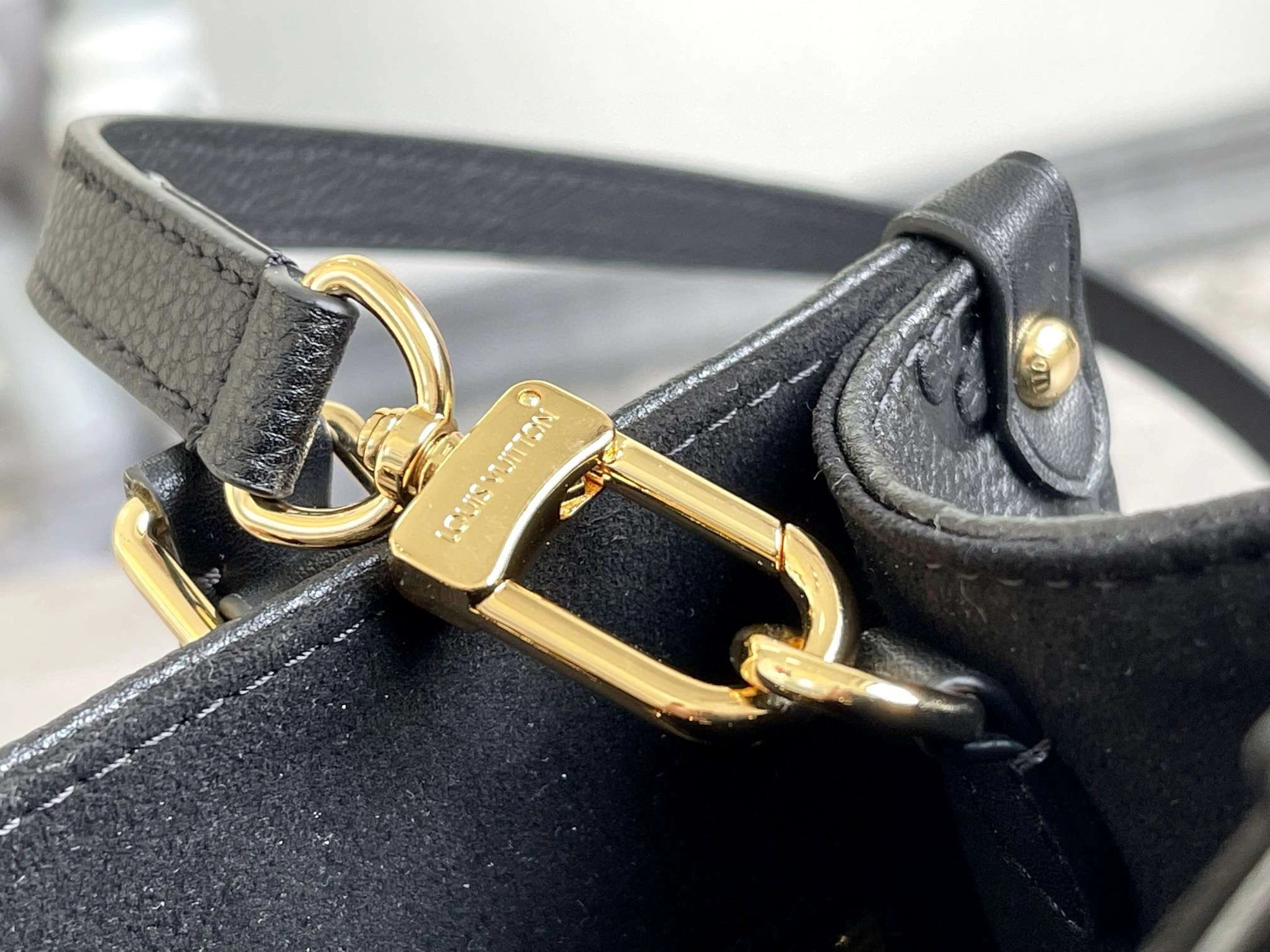&*MOMO--- M45653 item : A-B00G2827 174