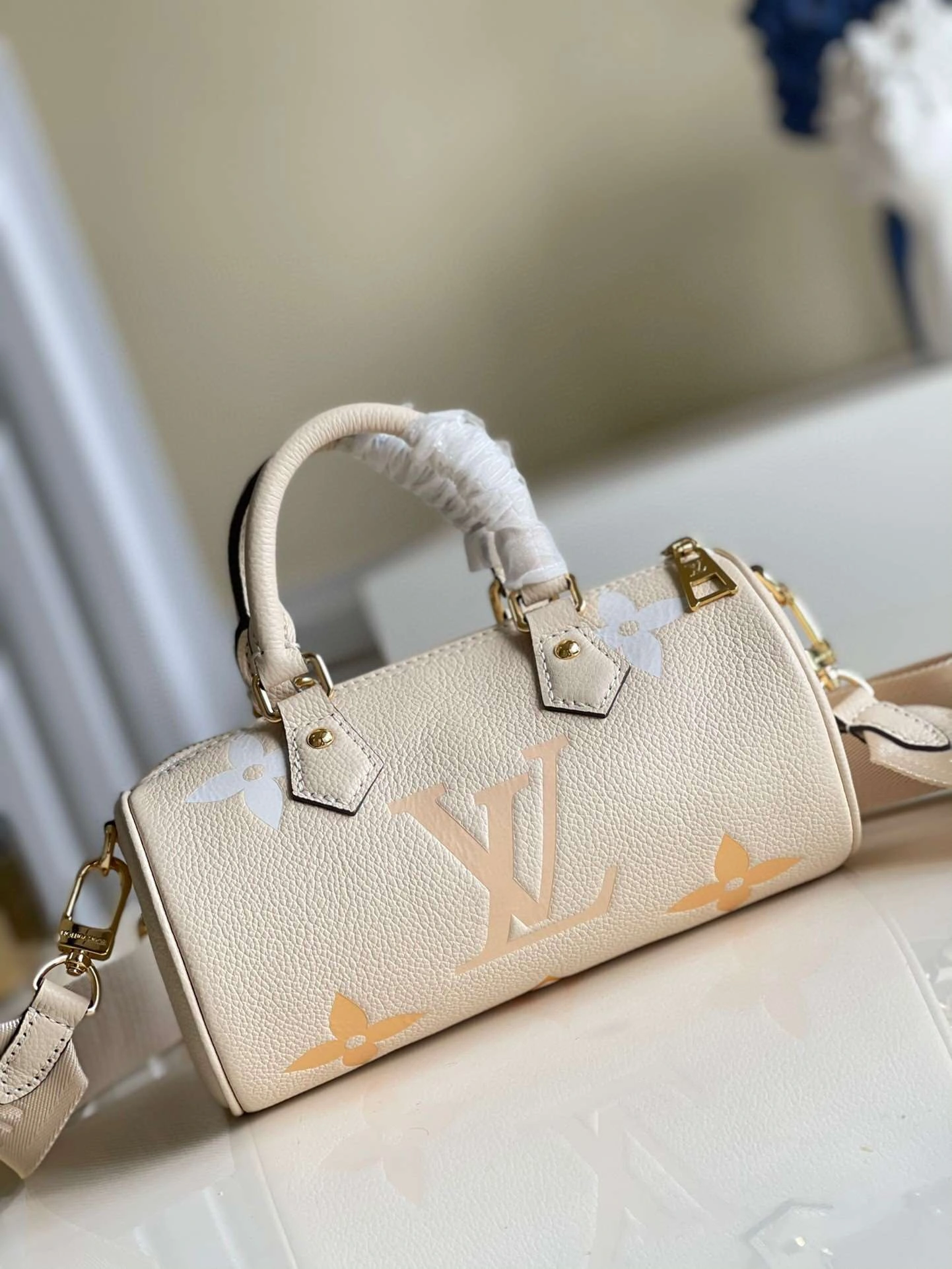 *MOMO--- M45707 item : A-B00G2939