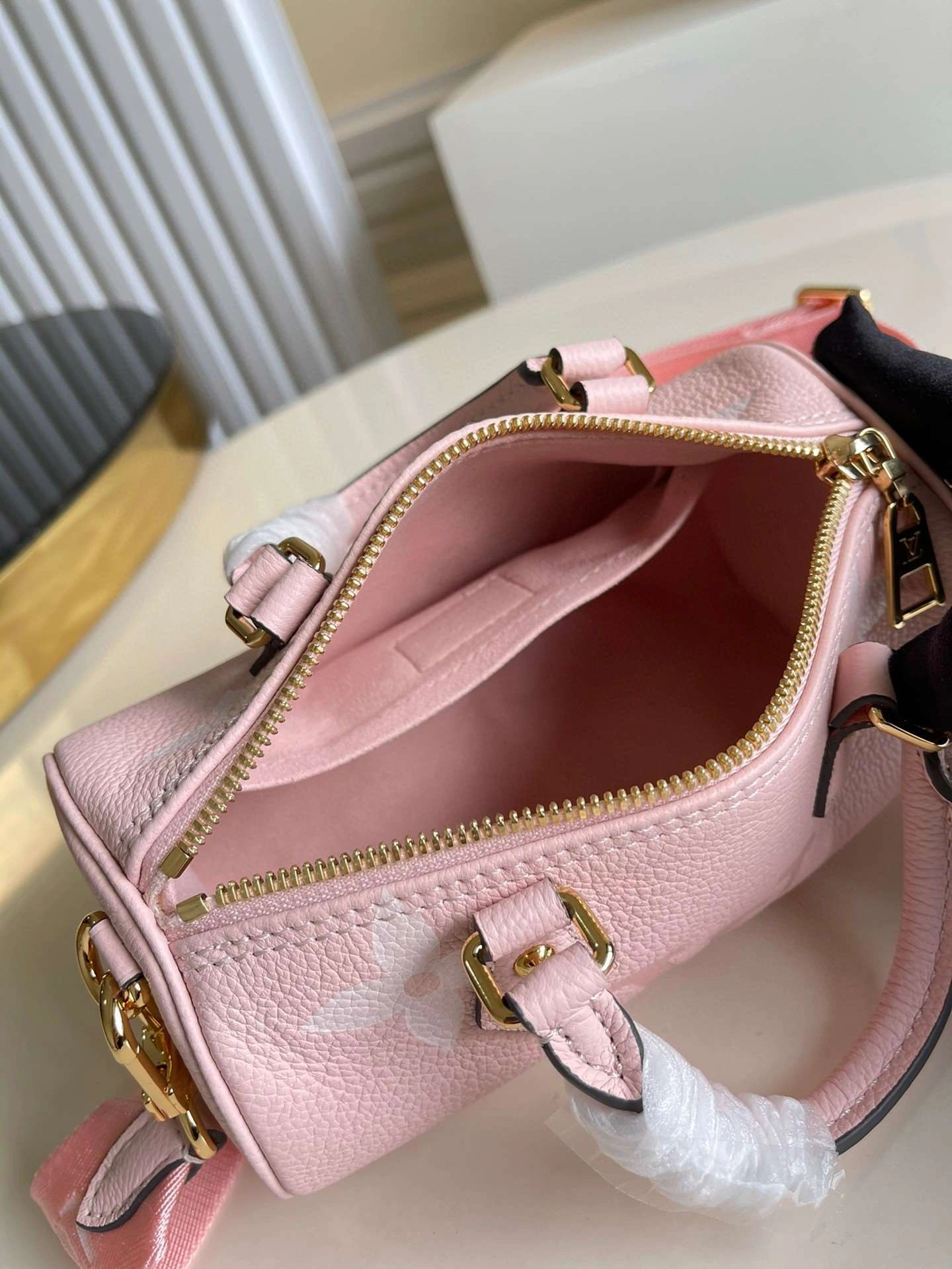 *MOMO--- M45708 item : A-B00G2949