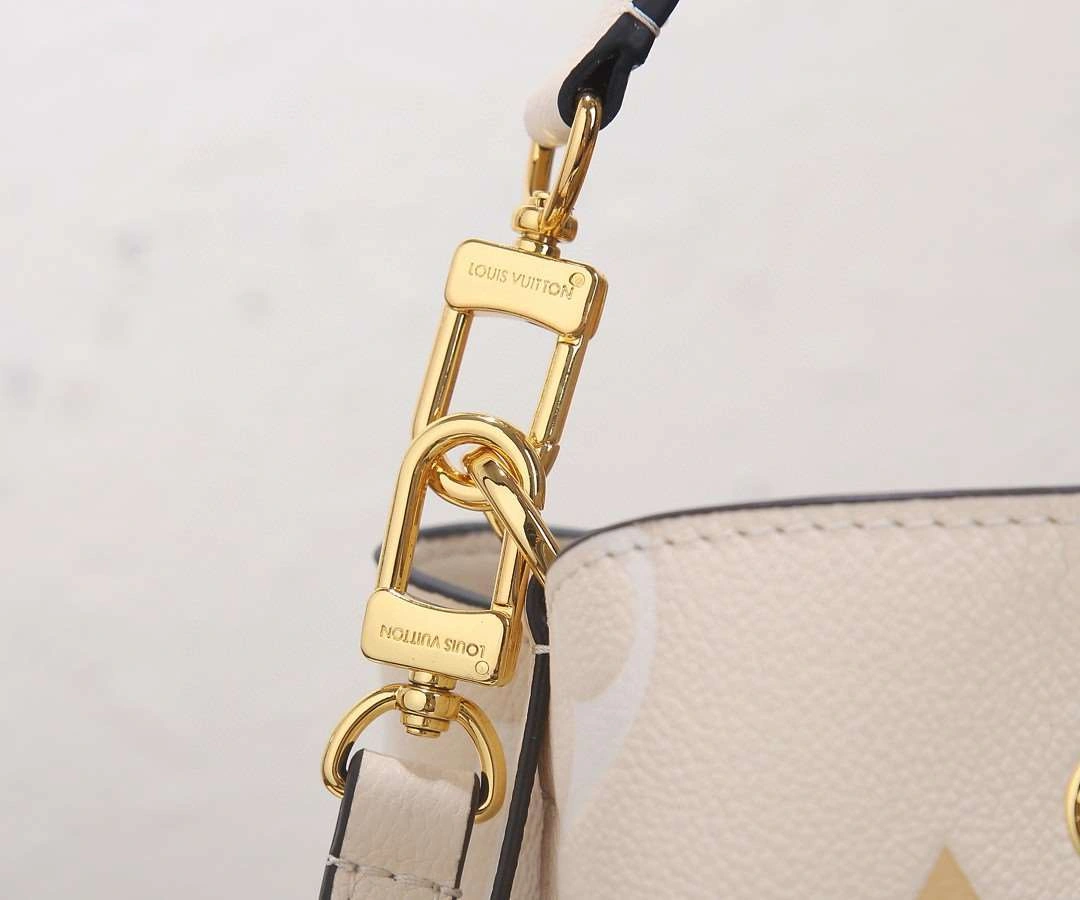 *MOMO--- M45716 sheephide item : A-B00G3002