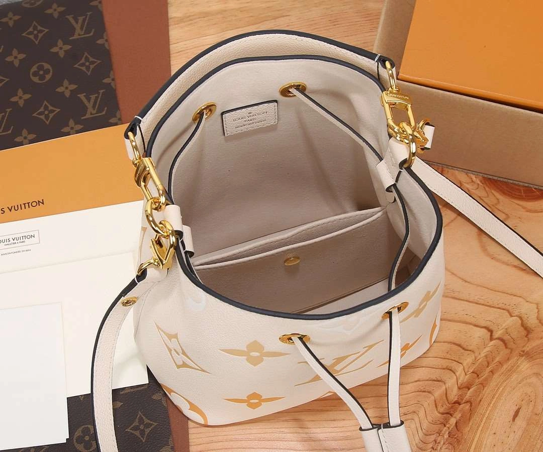 *MOMO--- M45716 sheephide item : A-B00G3002