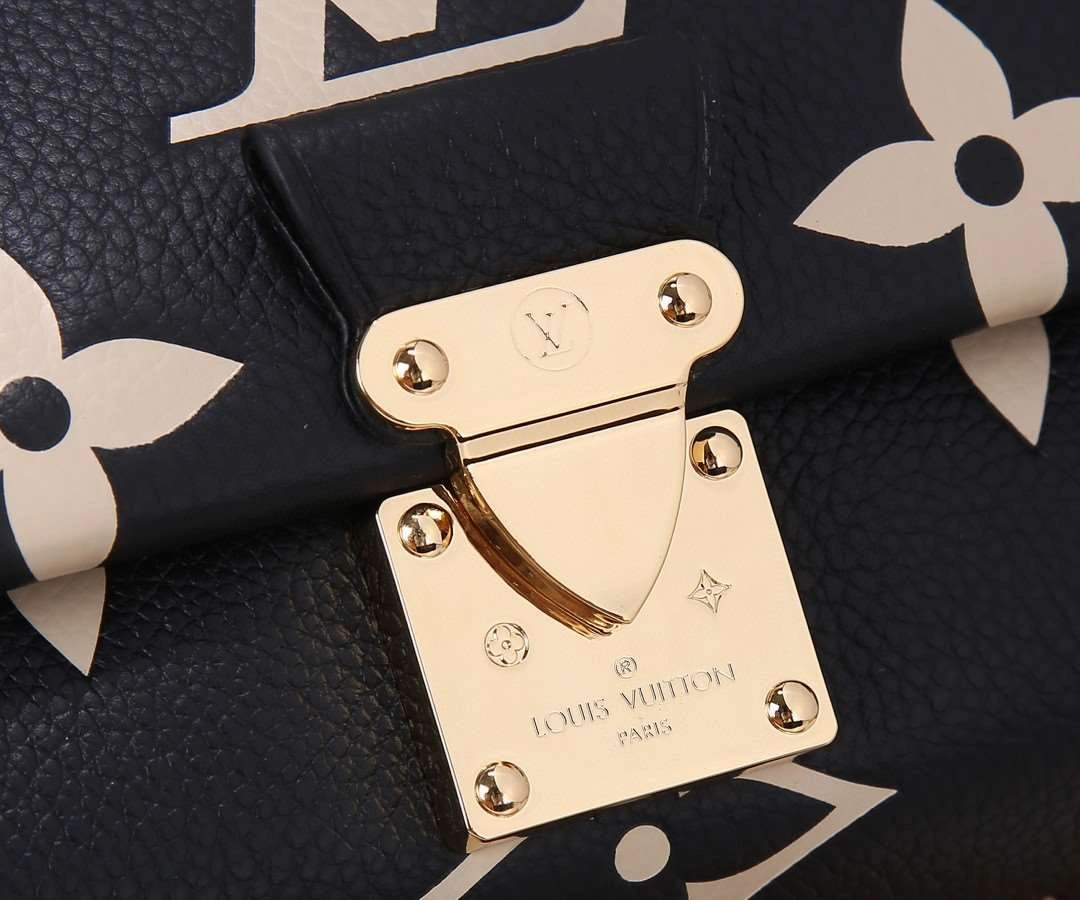 *MOMO--- M45859 cowhide item : A-B00G2848