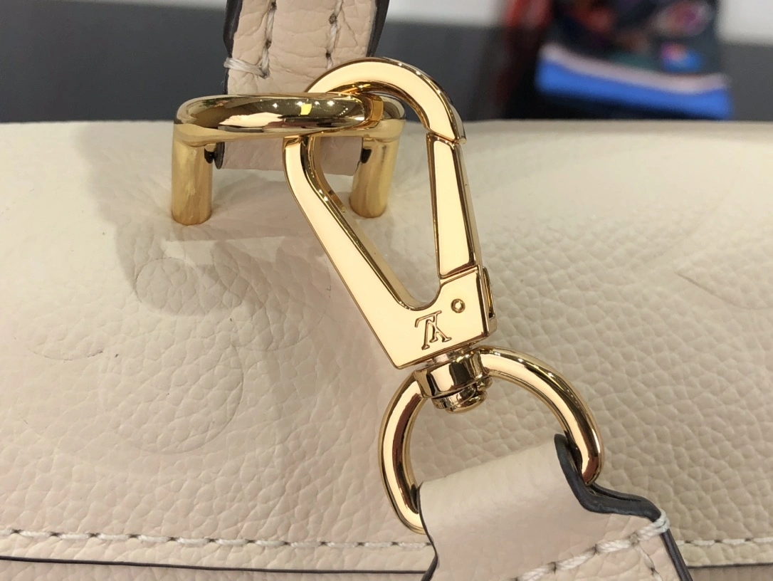 MOMO--- M46008 cowhide item:D-B174D1523