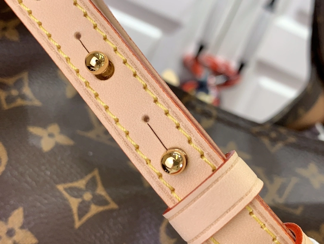 MOMO--- M46817 Atlantis Monogram item:C-B063K2215R