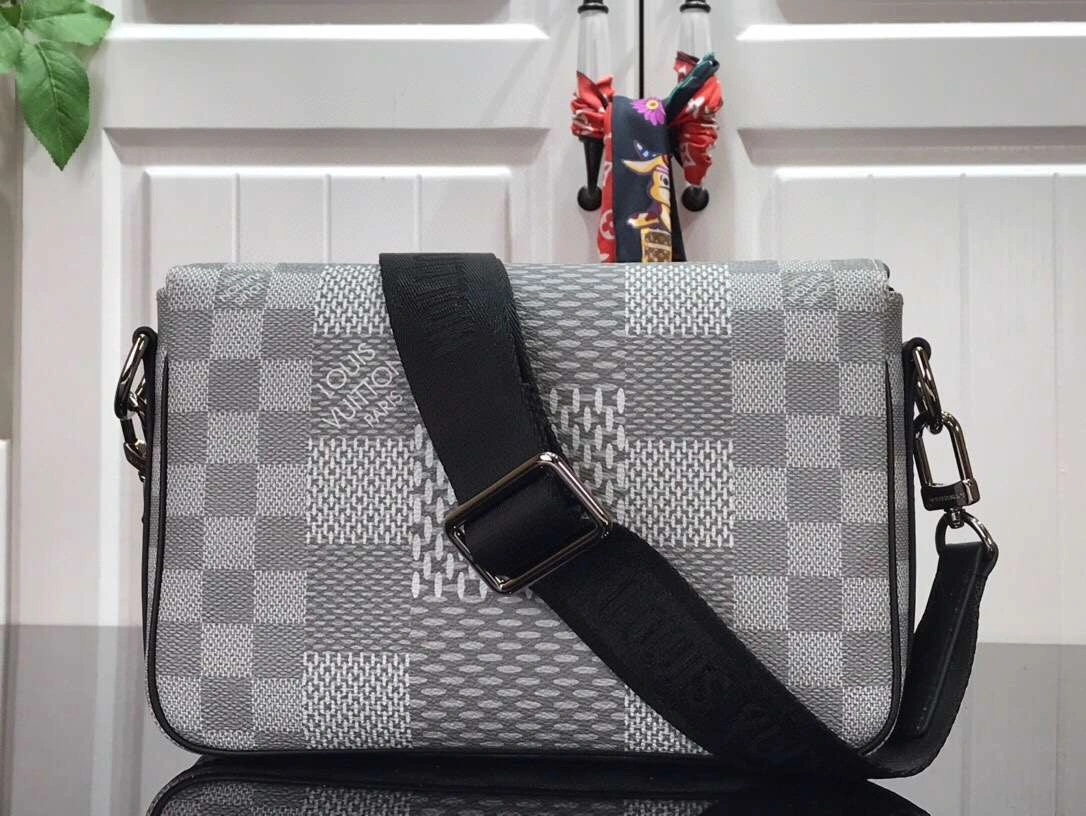MOMO--- M50013 M50014 M50026 2 colour item :174B47E1512-2