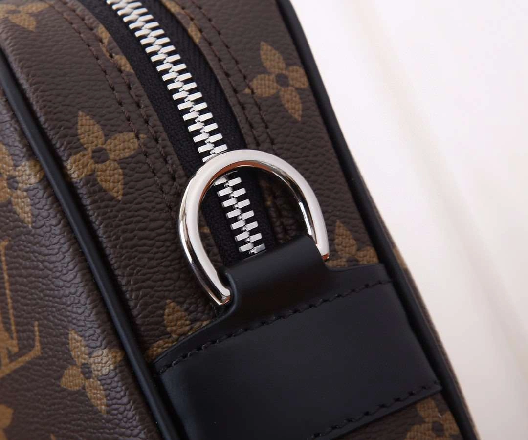 *MOMO--- M52005 item : A-B340G2829