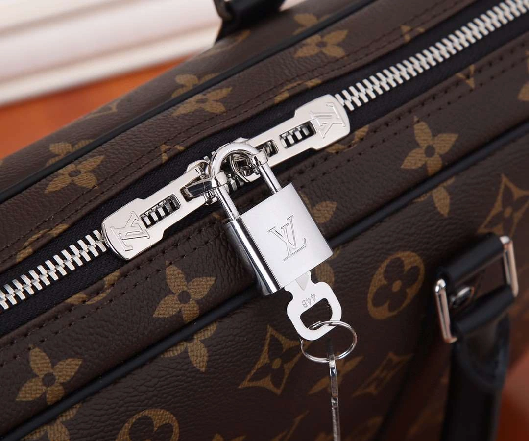 *MOMO--- M52005 item : A-B340G2829