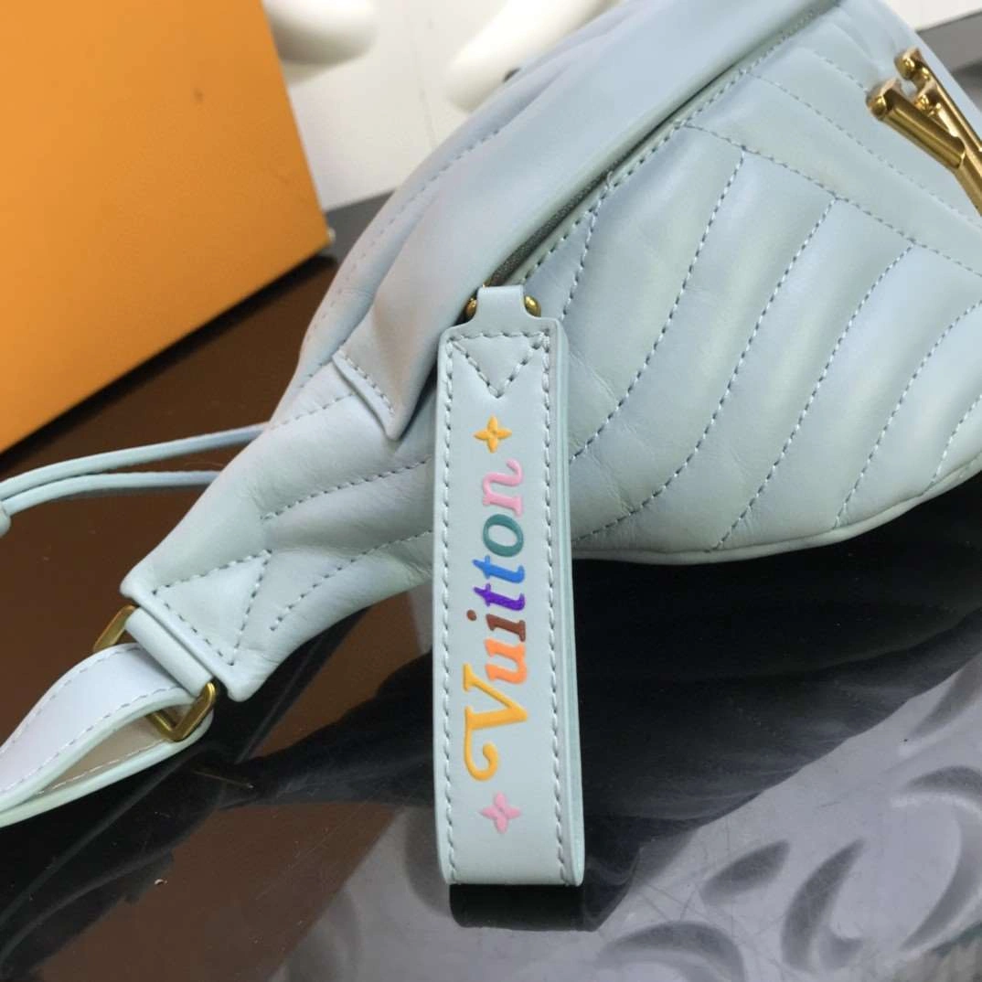 *MOMO--- M53861 Calfskin item : A-B00G3109