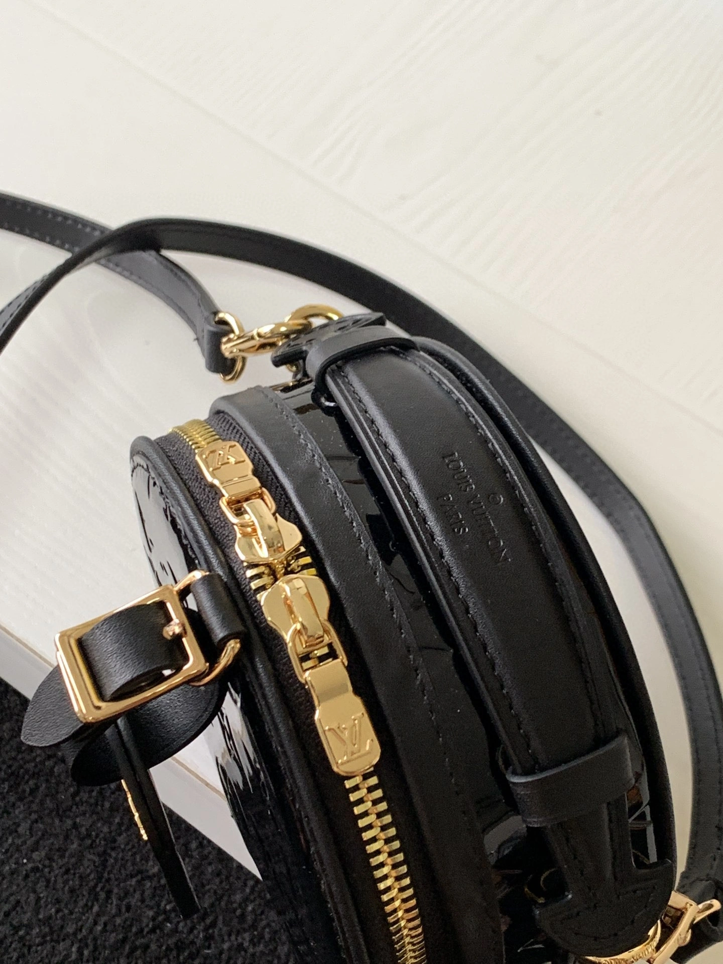 MOMO--- M53999 item : A-B106H0305